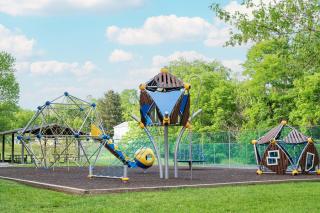 play ground equipment spring 2023 